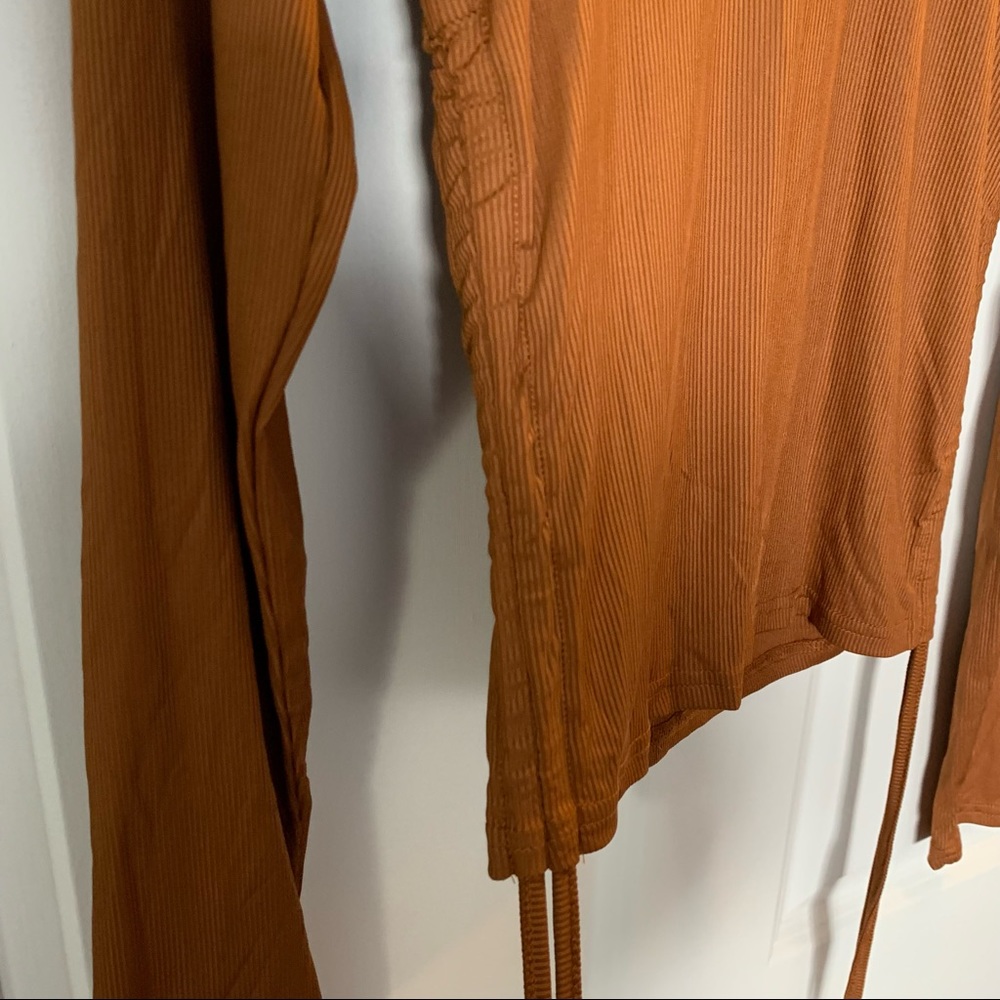 Rust Ruched Drawstring Longsleeve Tee - Picture 5 of 6